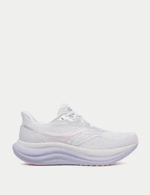 running in local races shoes Triumph 23 - Aster