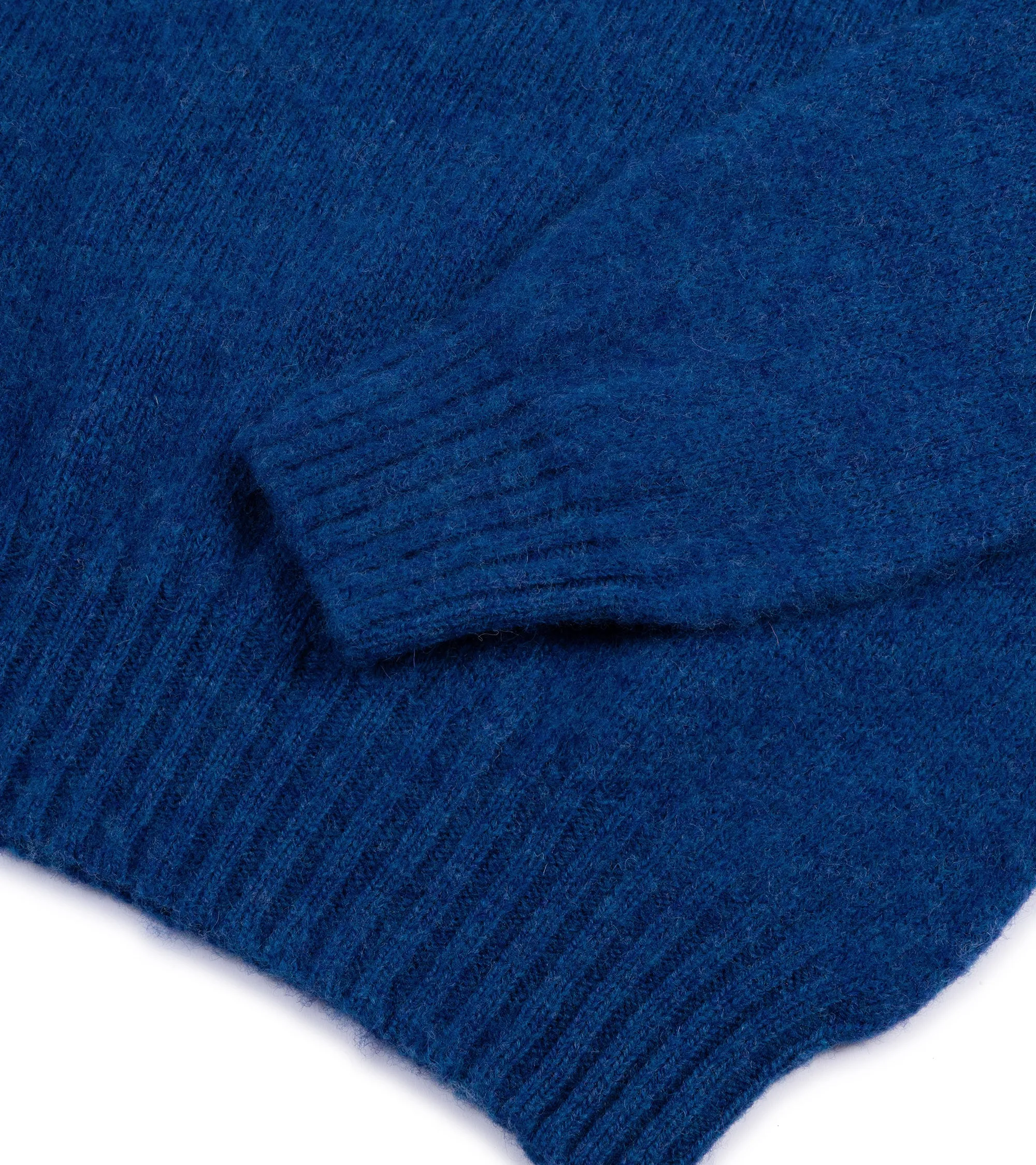 Fantasy Glow Trunk Goswell Brushed Lambswool Crew Neck Sweater: Azure Blue