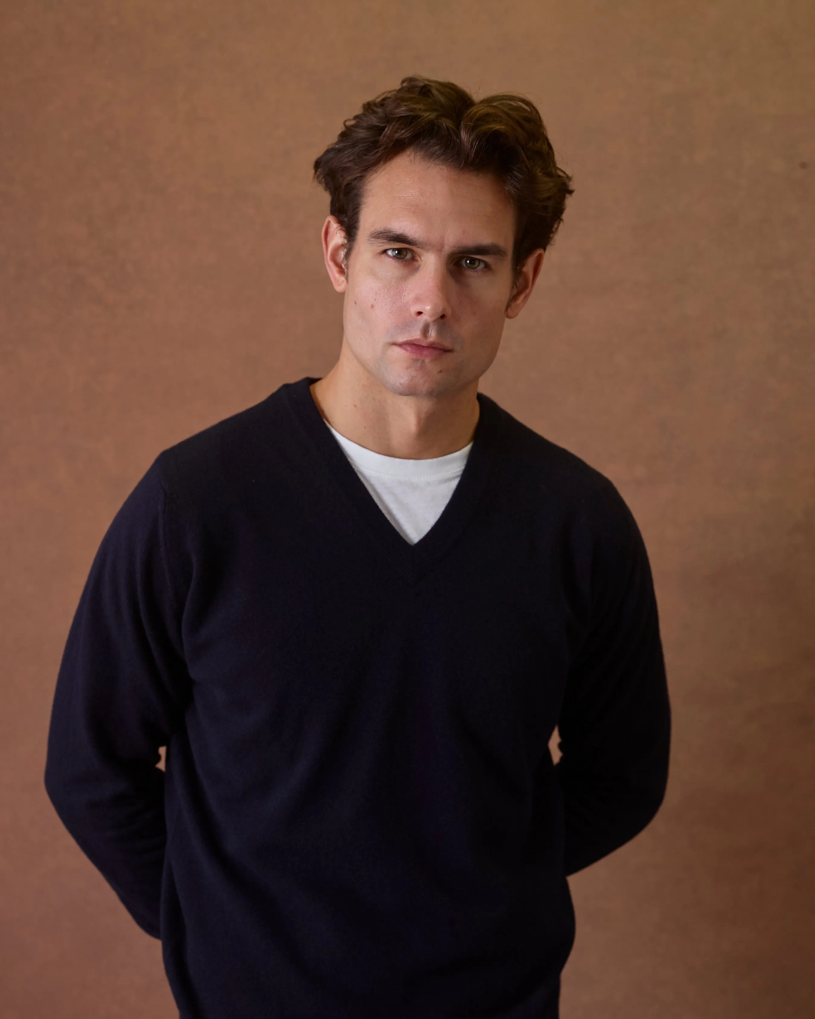 Trunk Walden Geelong V Neck Sweater: Navy Thick Fiber CompressionFreeCuffs