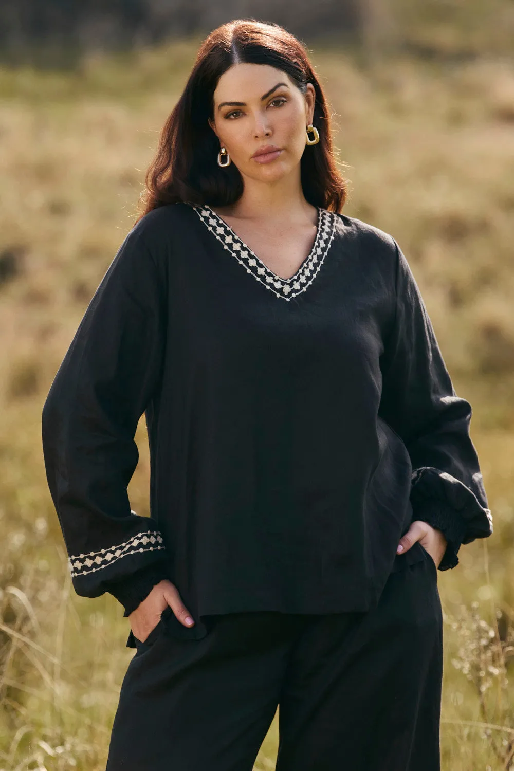 Casual Layering Wear Samara Linen Blouse in Moonlit Noir