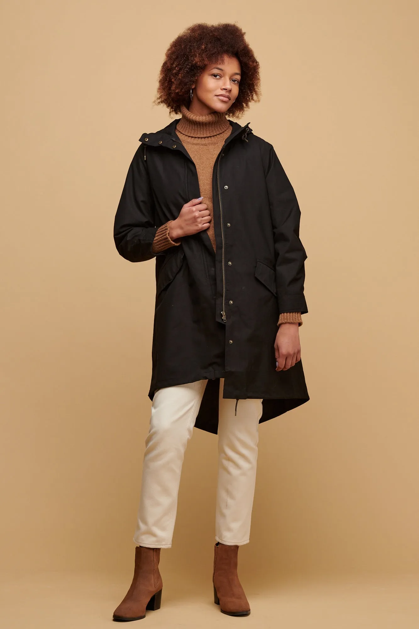 Smooth Zipper Track Women's Long Parka - Black