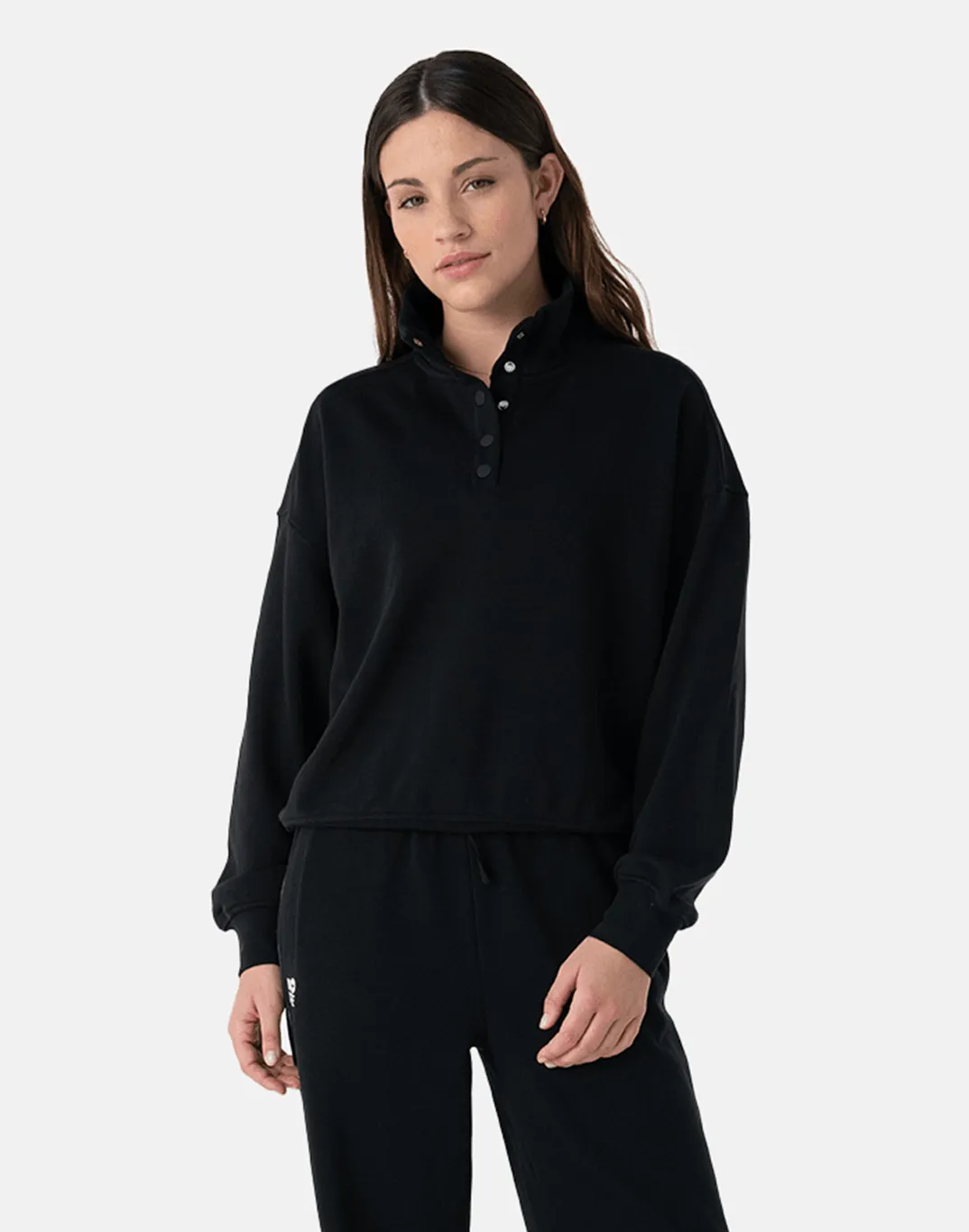 Errand Ready Classic Relaxed Venice Snap Collar Sweatshirt in Black