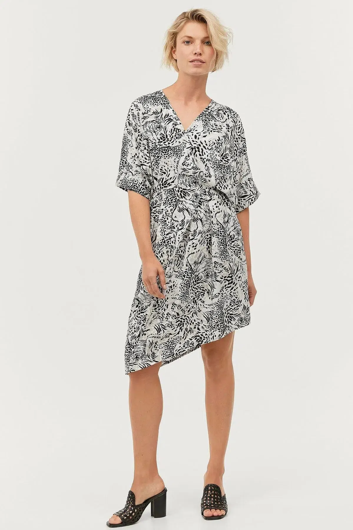 Mood Flex Silky Shine White Black Print Dress