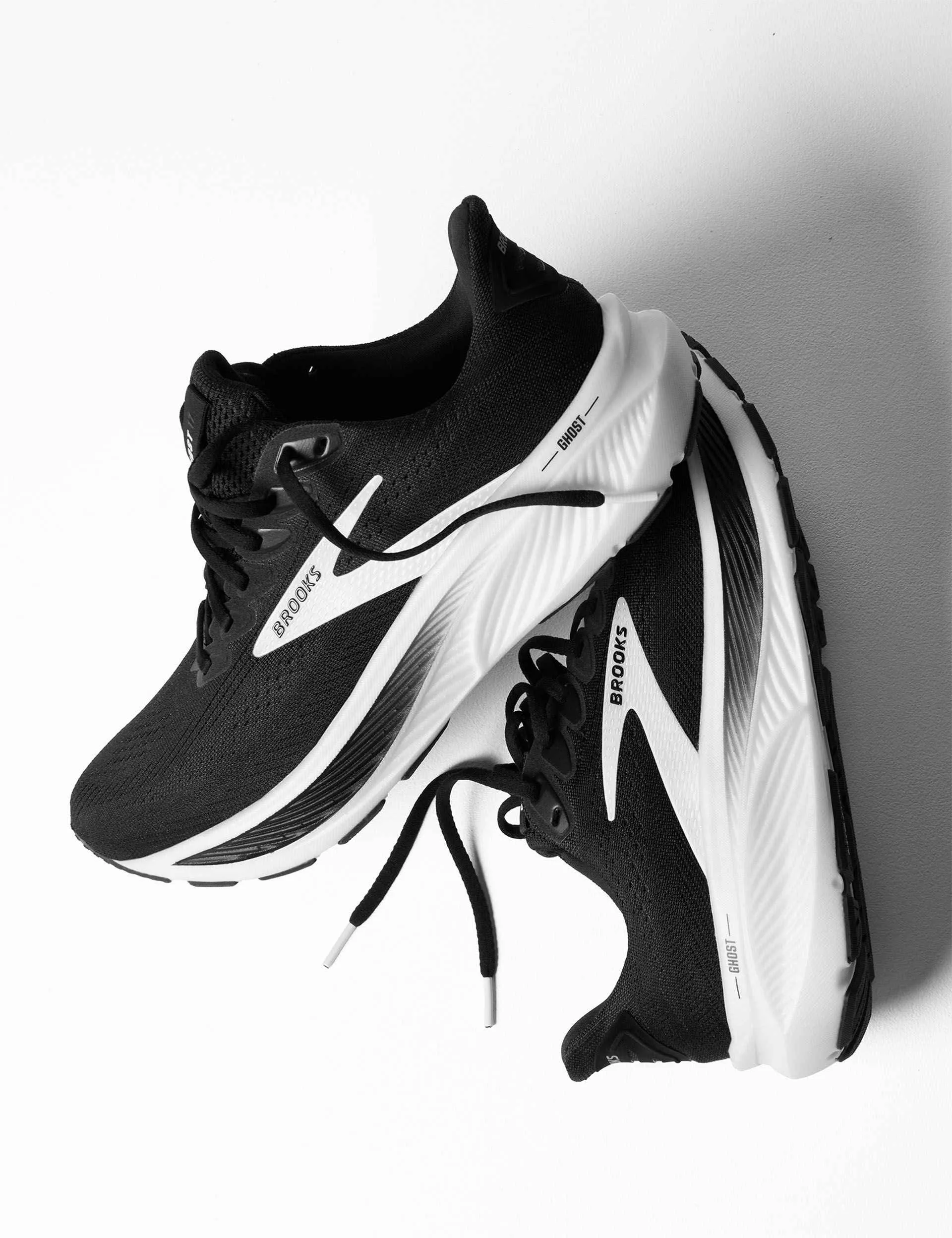 Cushioned Landing Zone Ghost 17 - Black/Grey/White