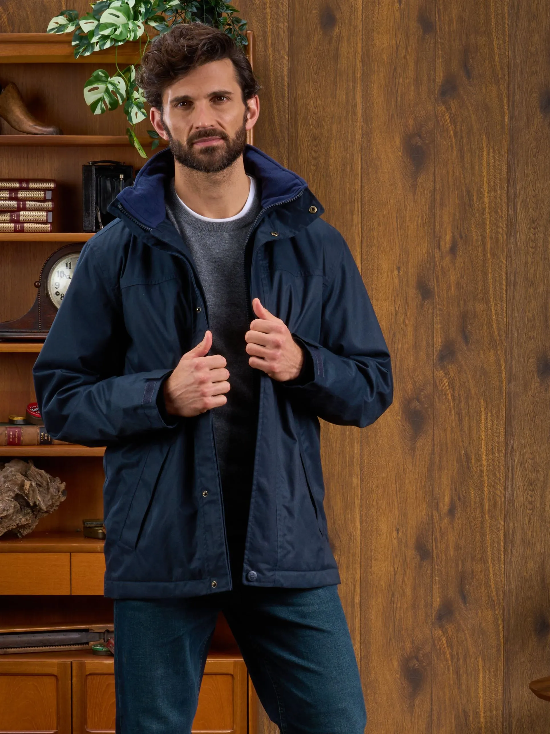 MultiPocketLayout SnapFastenings Fernley Men's Waterproof Weekend Coat In Navy