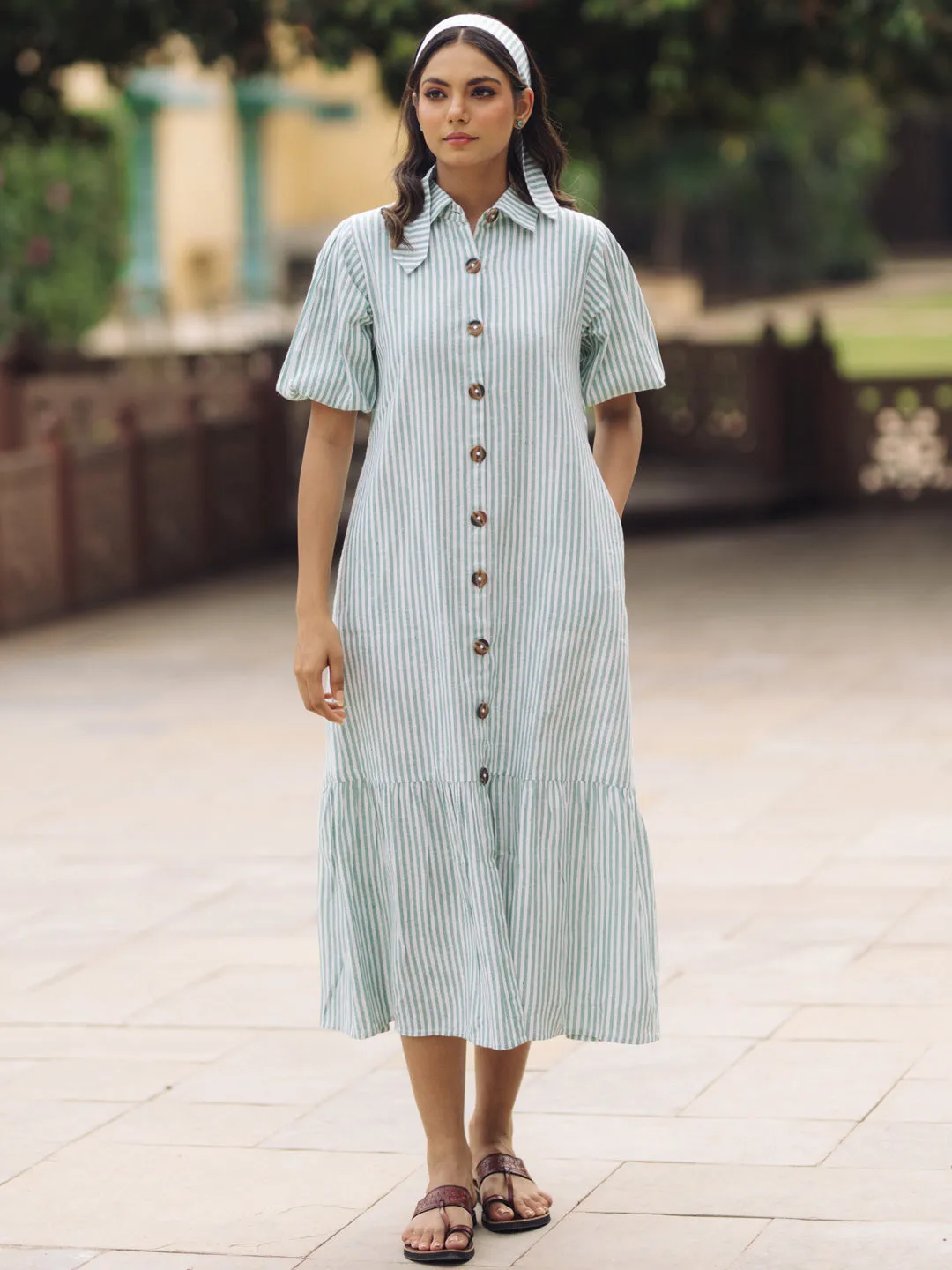 Chic And Comfortable Women's Blue Cotton Button Down Dress
