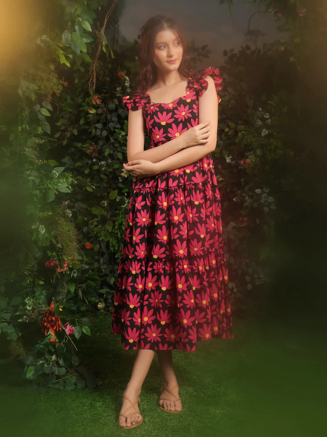 Relaxed day dress Fashion Layers Women's Floral Black fit and flare dress