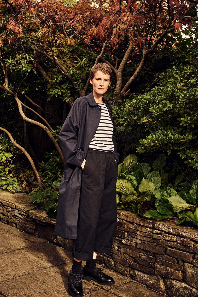 Anti Static Treatment Women's Frances Belted Raglan Raincoat - Navy