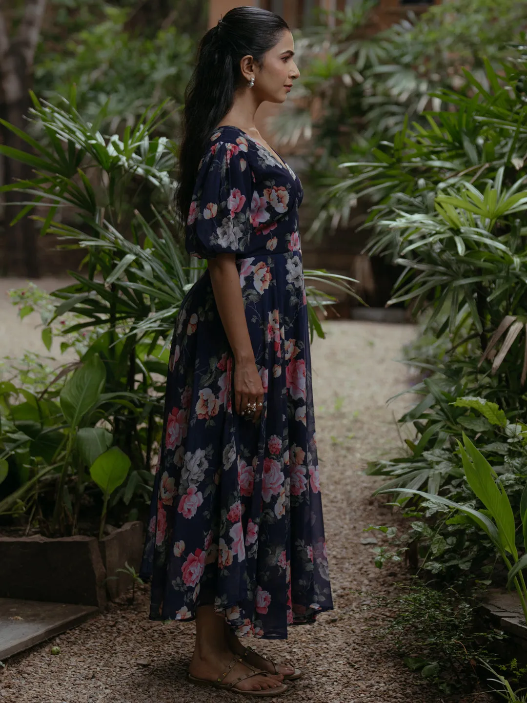 Bold Statement Embroidered-Detail Women's Printed Baloon Sleeve Georgette Midi Dress