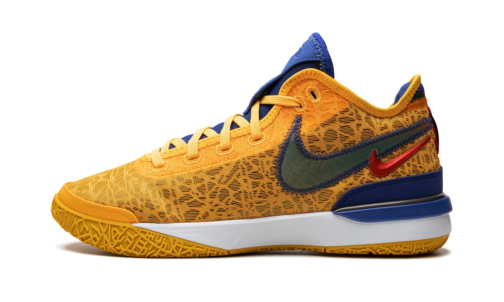 terrain - specific shoes Bio Mechanical Engineered Zoom LeBron NXXT Gen "Titan"